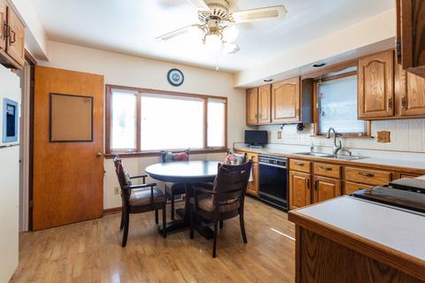 1316 Howard Ave, Berkeley, IL 60163 photo 5