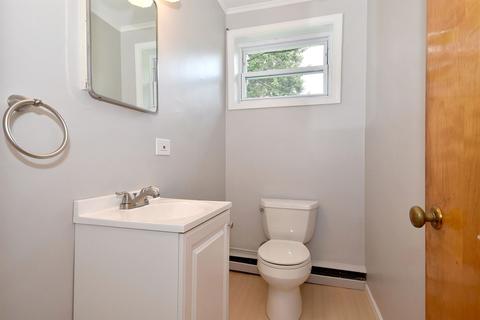 1123 E Grant Dr, Des Plaines, IL 60016 photo 10