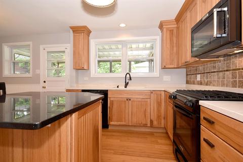 1123 E Grant Dr, Des Plaines, IL 60016 photo 6