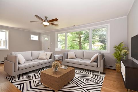 1123 E Grant Dr, Des Plaines, IL 60016 photo 3