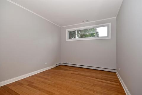 1123 E Grant Dr, Des Plaines, IL 60016 photo 13