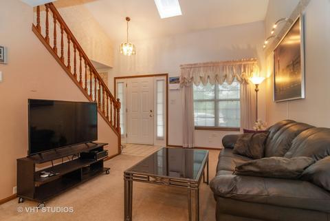 3522 Frontenac Ct, Aurora, IL 60504 photo 4