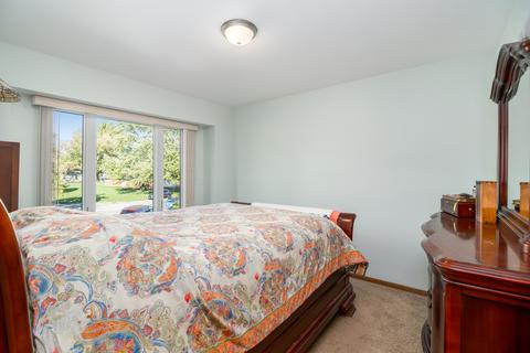 1340 Golfview St, Aurora, IL 60506 photo 9