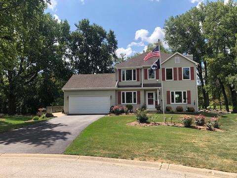 1340 Golfview St, Aurora, IL 60506 photo 1