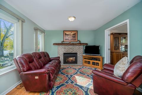 1340 Golfview St, Aurora, IL 60506 photo 4