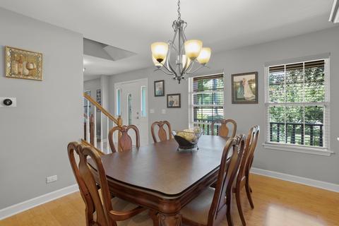 1131 Locust Ct, Bartlett, IL 60103 photo 3