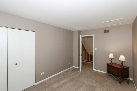 4571 Olmstead Dr, Hoffman Estates, IL 60192 photo 24