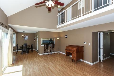 4571 Olmstead Dr, Hoffman Estates, IL 60192 photo 10