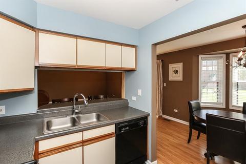 4571 Olmstead Dr, Hoffman Estates, IL 60192 photo 13