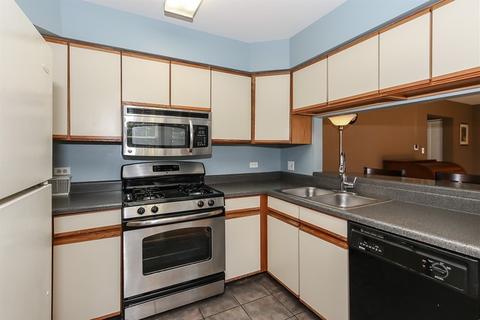 4571 Olmstead Dr, Hoffman Estates, IL 60192 photo 12