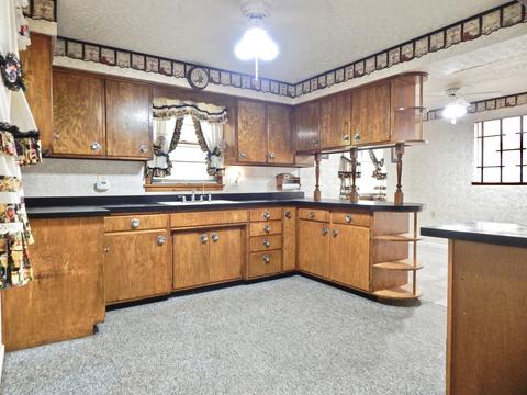 495 W Clinton St, Kankakee, IL 60901 photo 16