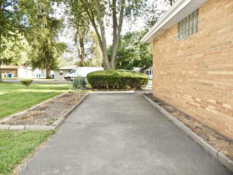 495 W Clinton St, Kankakee, IL 60901 photo 7