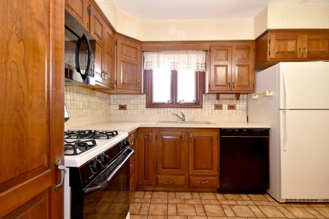 2157 Webster Ln, Des Plaines, IL 60018 photo 8