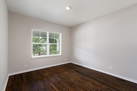 947 E Prairie Ave, Des Plaines, IL 60016 photo 11