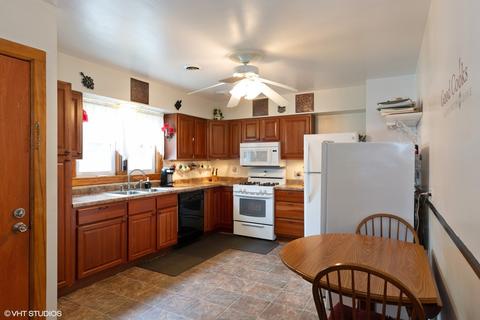 171 W 34th St, Steger, IL 60475 photo 2
