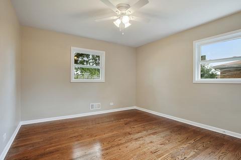7848 W 82nd Pl, Bridgeview, IL 60455 photo 5