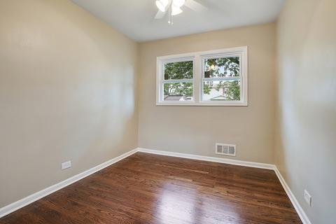 7848 W 82nd Pl, Bridgeview, IL 60455 photo 6