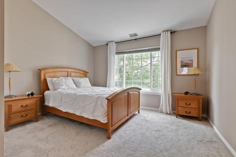 1621 Geneva Dr, Wheeling, IL 60090 photo 29