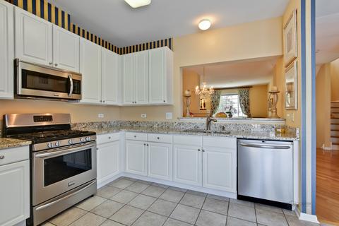 1621 Geneva Dr, Wheeling, IL 60090 photo 16