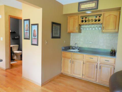 852 Kingston Ln, Bartlett, IL 60103 photo 16