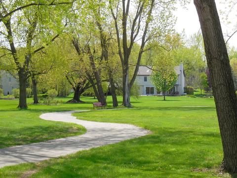 852 Kingston Ln, Bartlett, IL 60103 photo 3