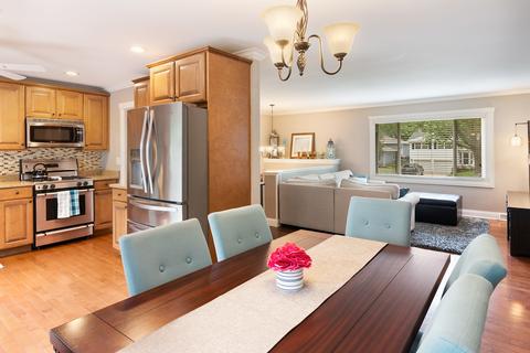1215 Dawes Ave, Wheaton, IL 60189 photo 5
