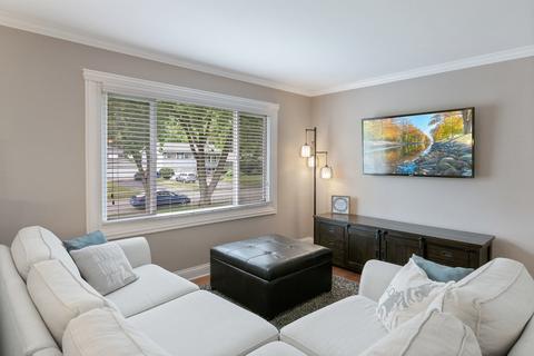 1215 Dawes Ave, Wheaton, IL 60189 photo 8