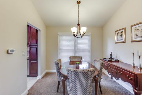 300 Terrace Dr, Bartlett, IL 60103 photo 8