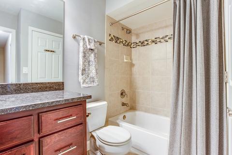 300 Terrace Dr, Bartlett, IL 60103 photo 18