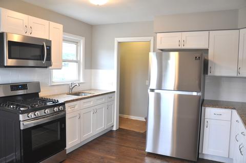 217 S Addison Rd, Addison, IL 60101 photo 6