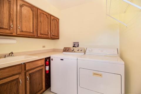 41 W610 Silvana Dr, Elgin, IL 60124 photo 10