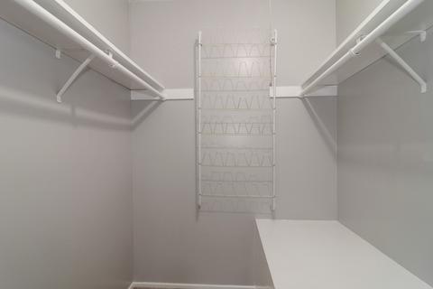 1682 Williamsburg Ct #E, Wheaton, IL 60189 photo 8