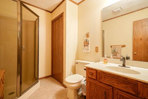 15946 E Lu Ann Ln, Davis Junction, IL 61020 photo 11
