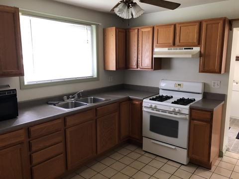 210 5th St, Standard, IL 61363 photo 7