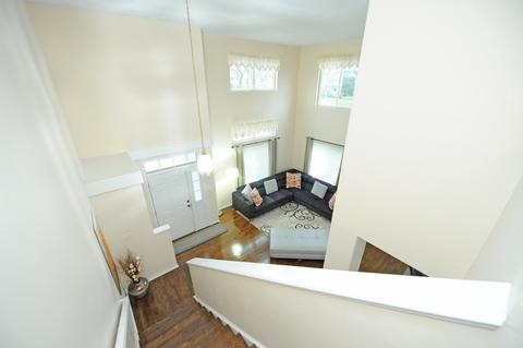 130 Willow Rd, Wheeling, IL 60090 photo 8