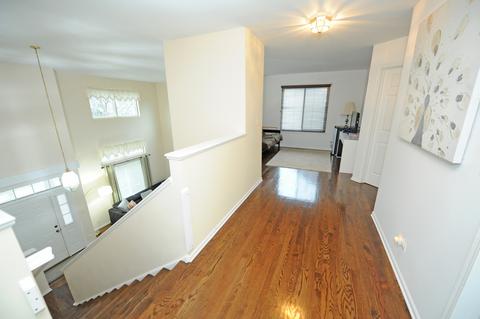 130 Willow Rd, Wheeling, IL 60090 photo 27