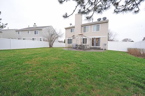 130 Willow Rd, Wheeling, IL 60090 photo 52