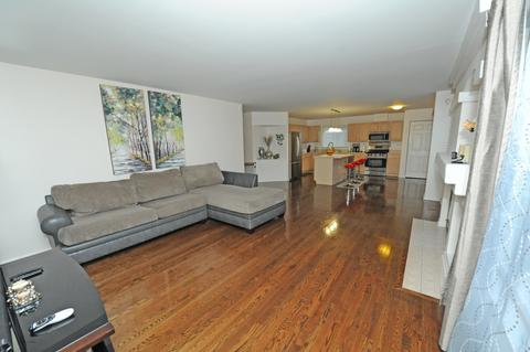 130 Willow Rd, Wheeling, IL 60090 photo 17