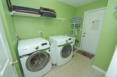 130 Willow Rd, Wheeling, IL 60090 photo 49