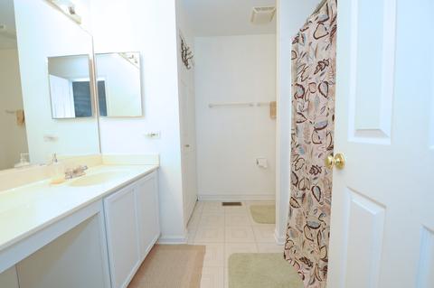 130 Willow Rd, Wheeling, IL 60090 photo 34