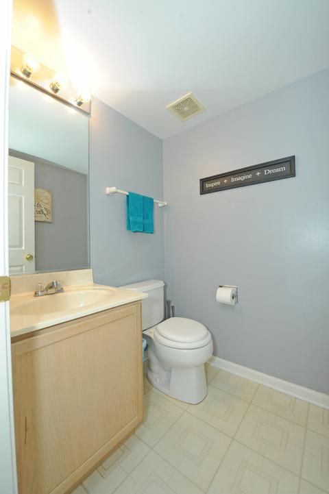 130 Willow Rd, Wheeling, IL 60090 photo 24