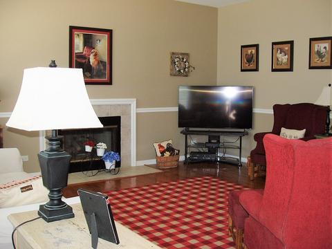 2872 Lundquist Dr, Aurora, IL 60503 photo 12