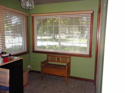 373 E Lincoln St, Seneca, IL 61360 photo 10