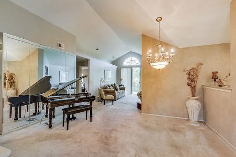 375 Aberdeen Ct #3, Bartlett, IL 60103 photo 9