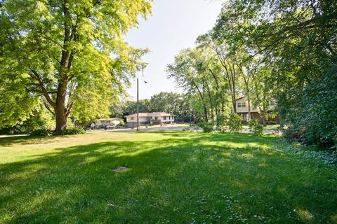 126 Hickory Rd, Oakwood Hills, IL 60013 photo 17