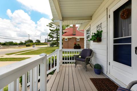 926 Childs St, Wheaton, IL 60187 photo 3