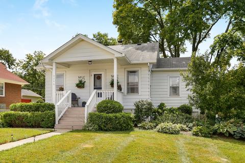 926 Childs St, Wheaton, IL 60187 photo 1