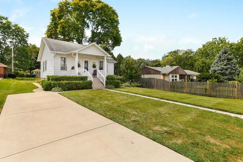 926 Childs St, Wheaton, IL 60187 photo 2