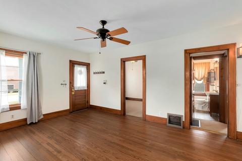 926 Childs St, Wheaton, IL 60187 photo 5