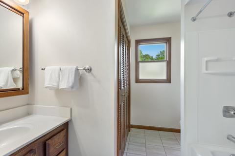 1469 Lowe Dr, Algonquin, IL 60102 photo 9